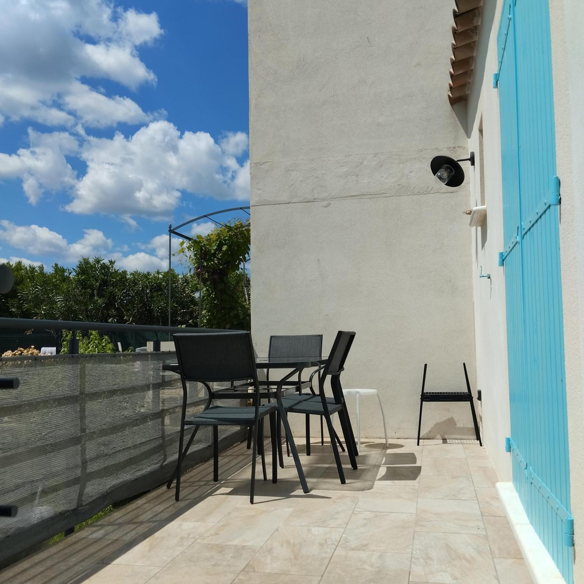 Studio Pont Du Gard Sernhac Chambre photo